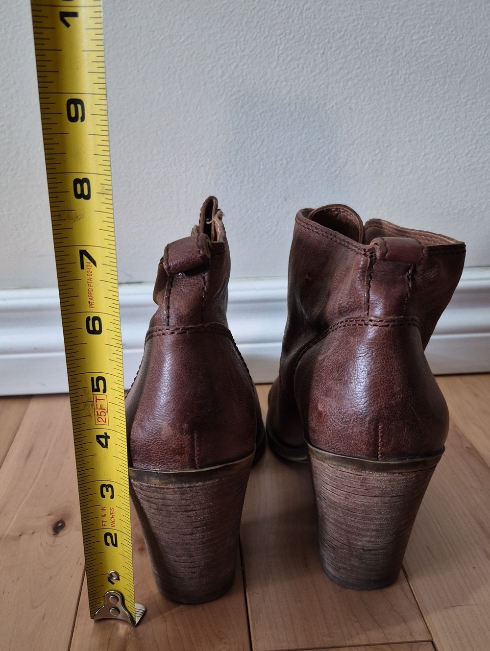 Lucky Brand Women's Size 9.5 Chestnut Brown Ankle Booties with Stacked Heel - Picture 5 of 9